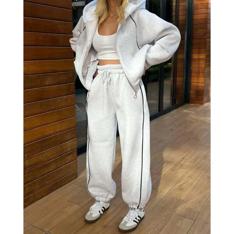Women's Sweatsuits 2 Piece Outfits Lounge Sets Long Sleeve Zip Sweatshirt and Baggy Sweatpants with Pockets Casual Tracksuit