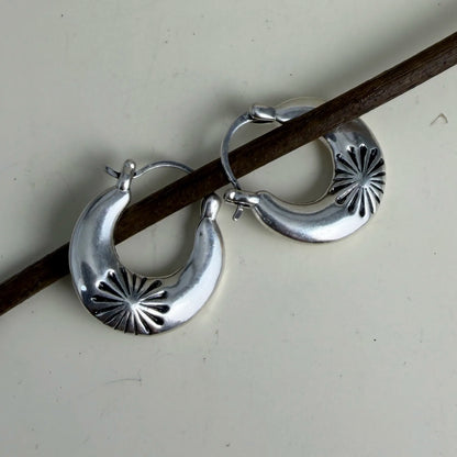 925 Sterling Silver Earrings For Women Trendy Geometric Round Retro Flower Earring Fine Jewelry Allergy Party Gift Accessories